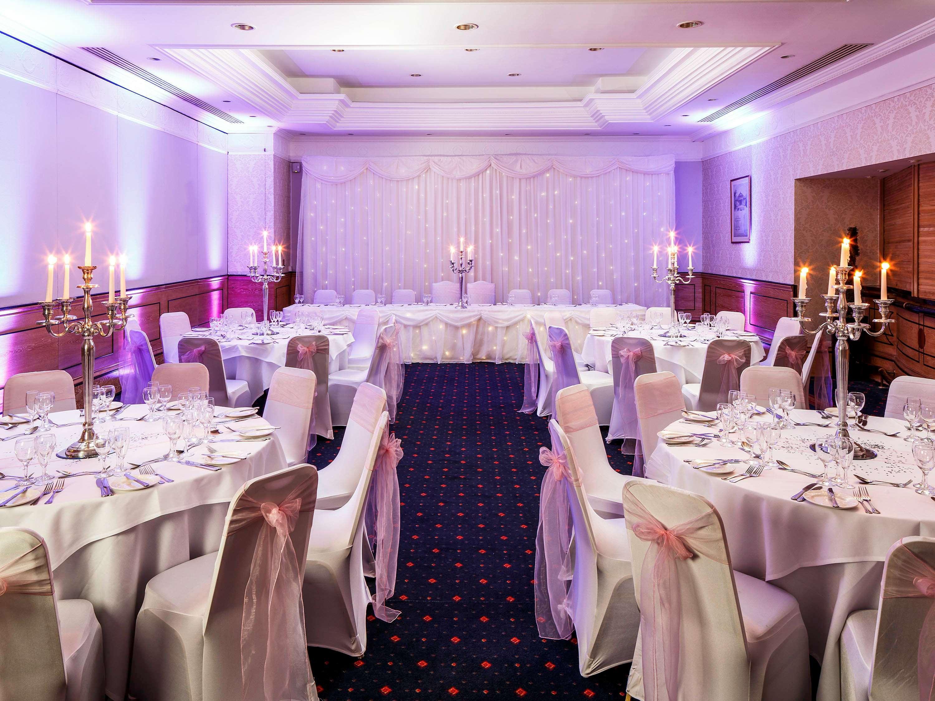 Mercure York Fairfield Manor Hotel Екстериор снимка