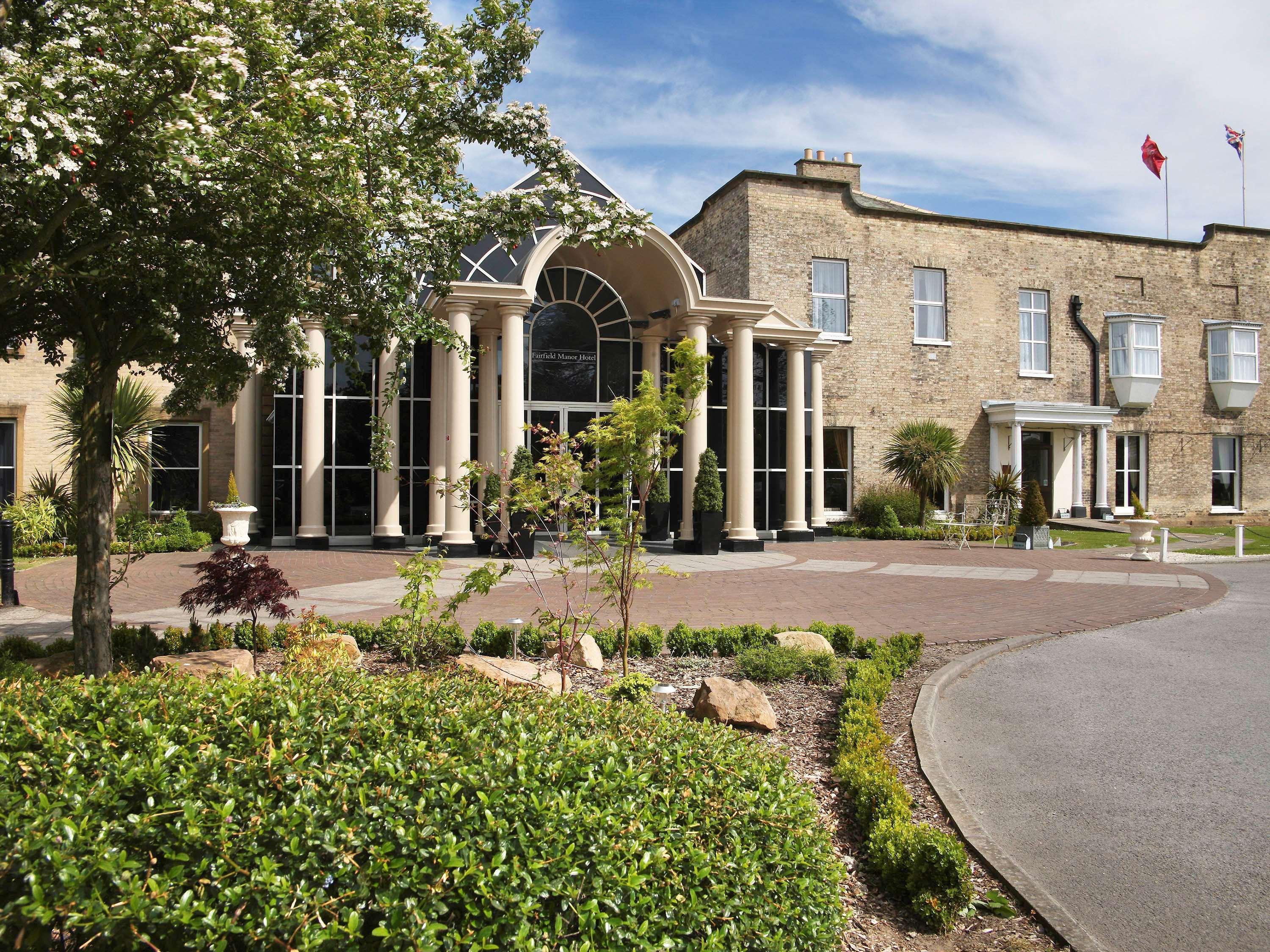 Mercure York Fairfield Manor Hotel Екстериор снимка