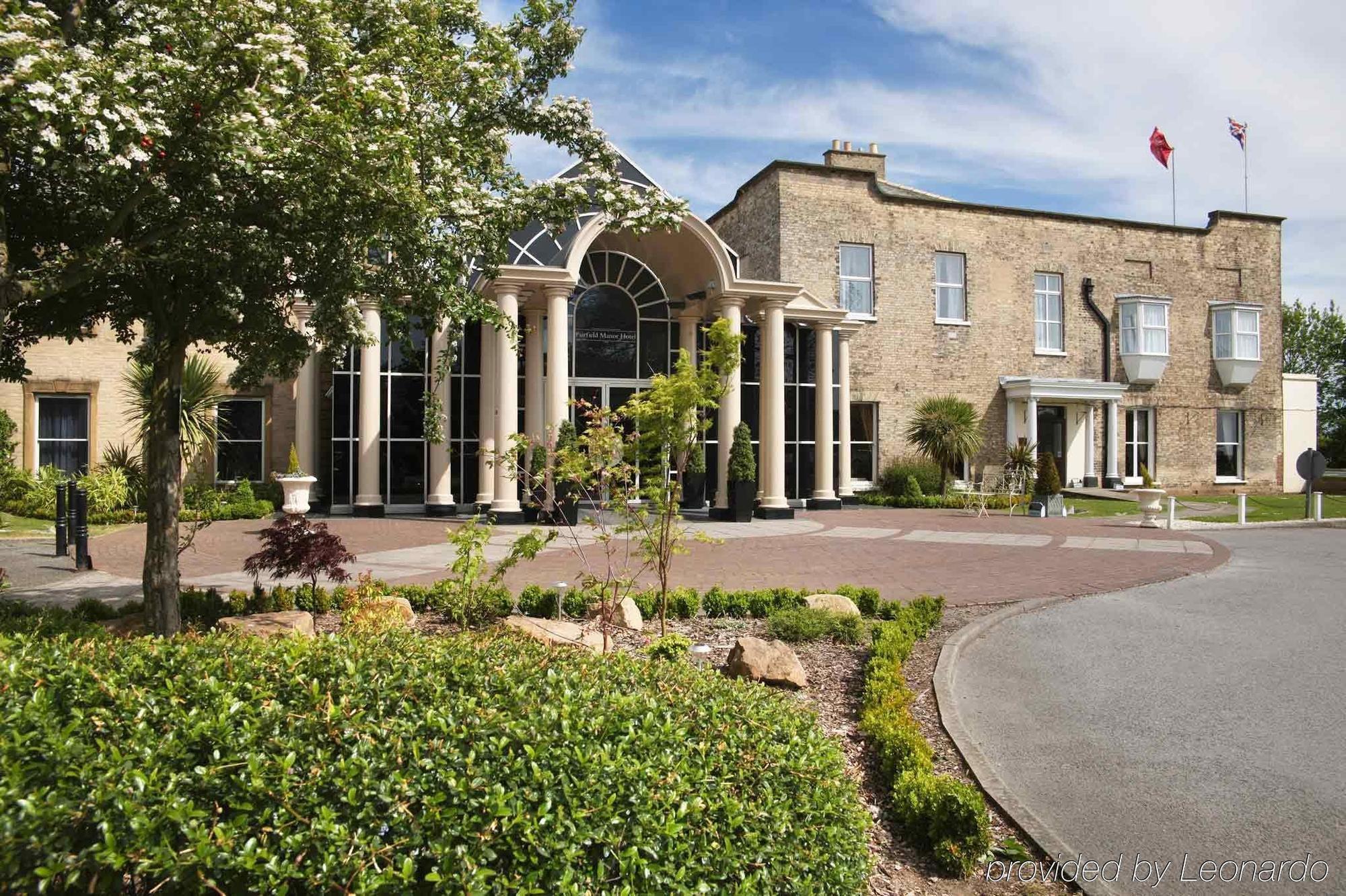 Mercure York Fairfield Manor Hotel Екстериор снимка