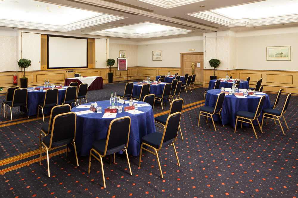 Mercure York Fairfield Manor Hotel Екстериор снимка