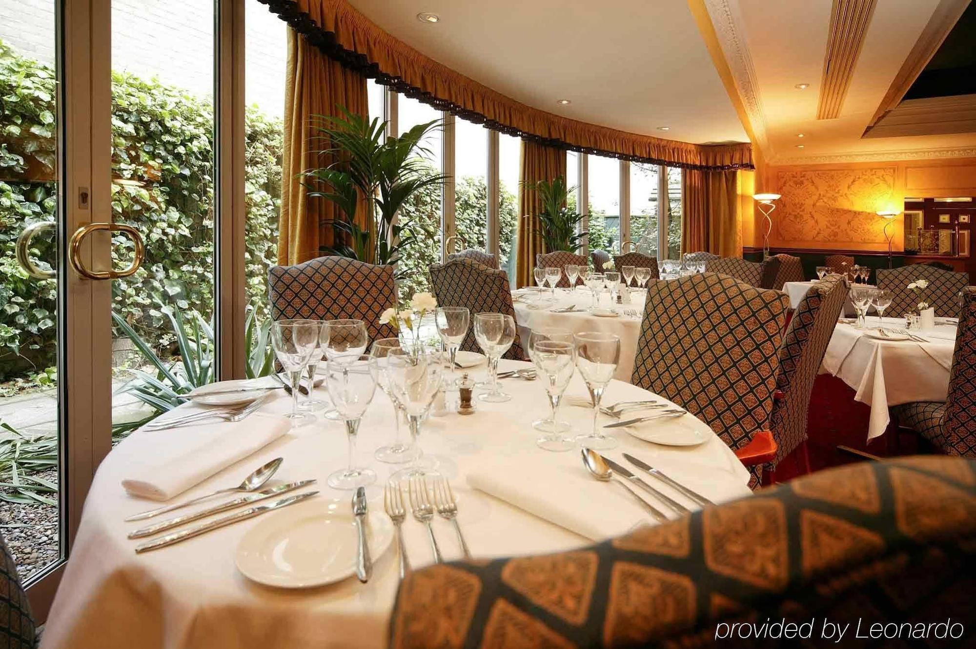 Mercure York Fairfield Manor Hotel Ресторант снимка