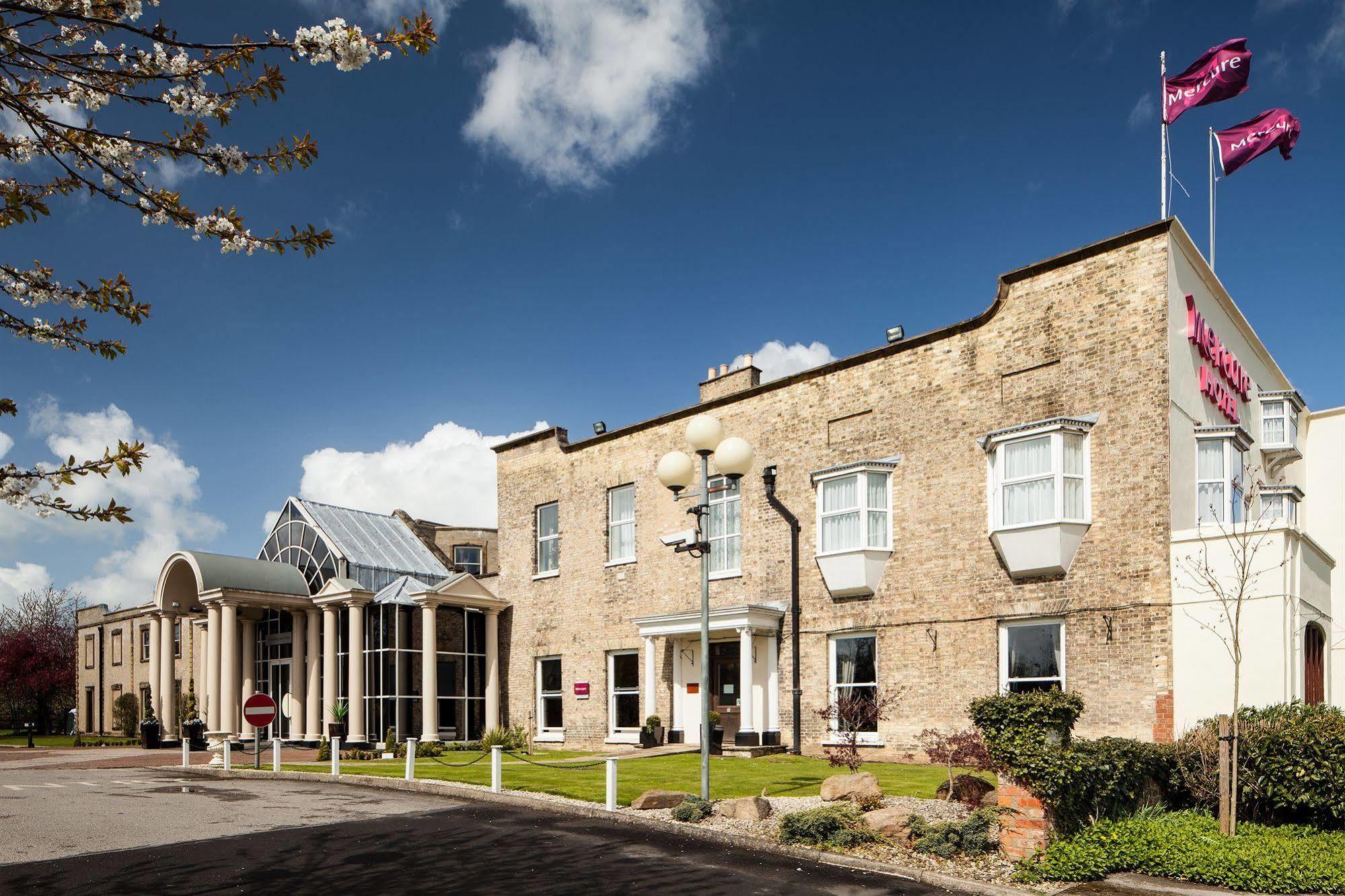 Mercure York Fairfield Manor Hotel Екстериор снимка
