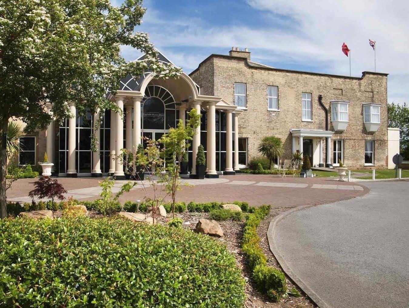 Mercure York Fairfield Manor Hotel Екстериор снимка